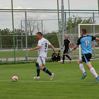 Muži - 866 